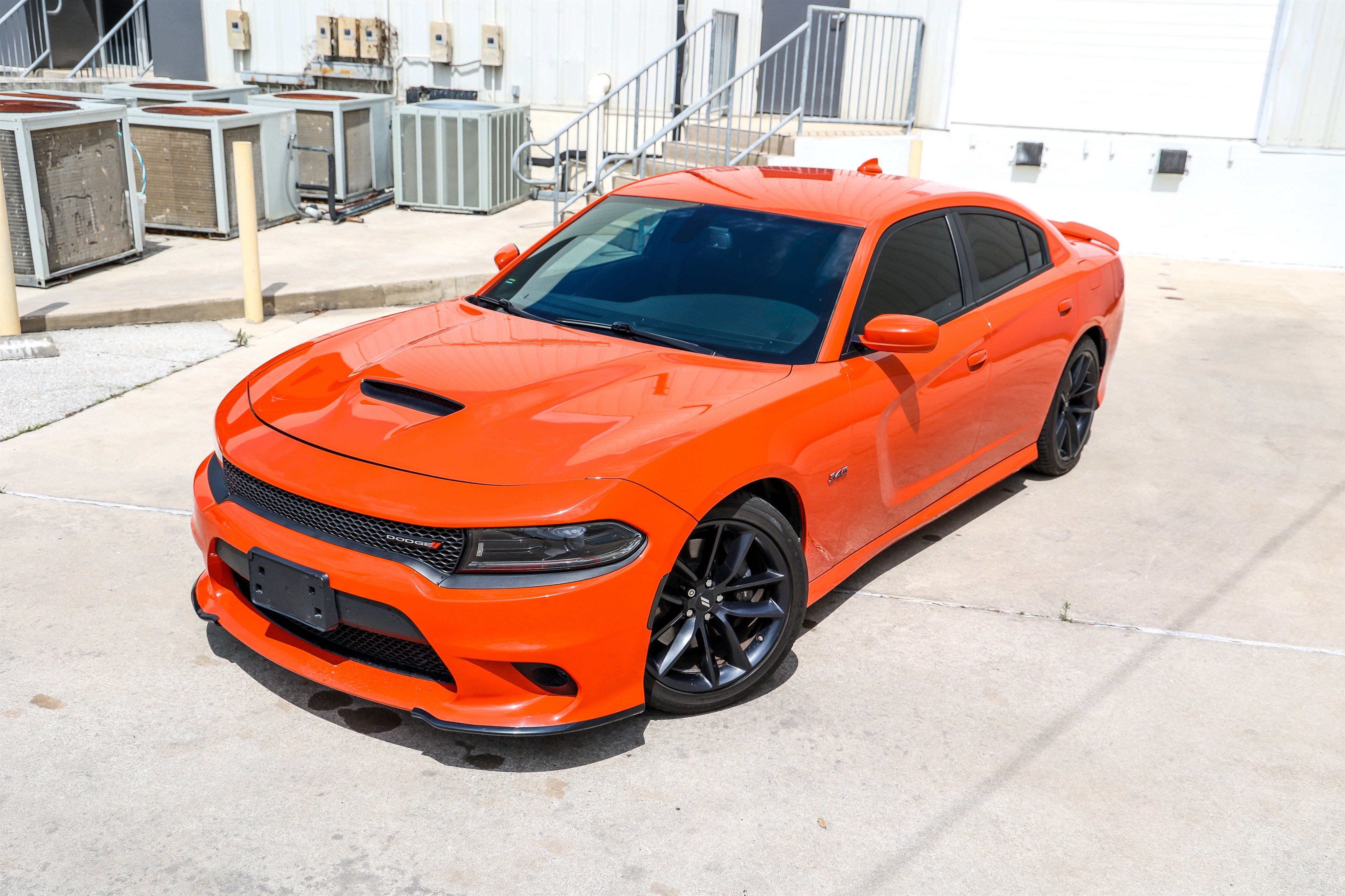 Used 2022 Dodge Charger R/T w/ Performance Handling Group image 14