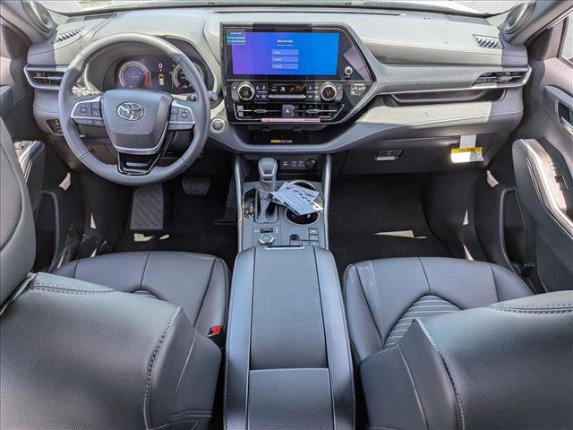 New 2026 Toyota Highlander XSE AWD/4WD image 14