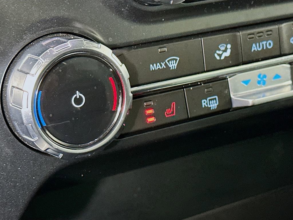 Used 2023 Ford F150 Lightning XLT image 27