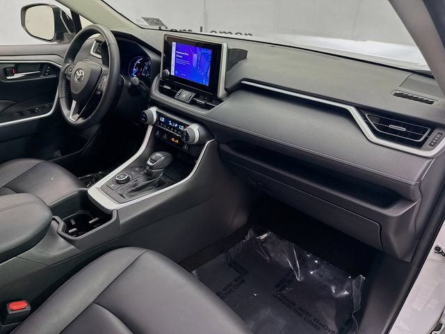 Used 2023 Toyota RAV4 XLE Premium AWD/4WD image 29