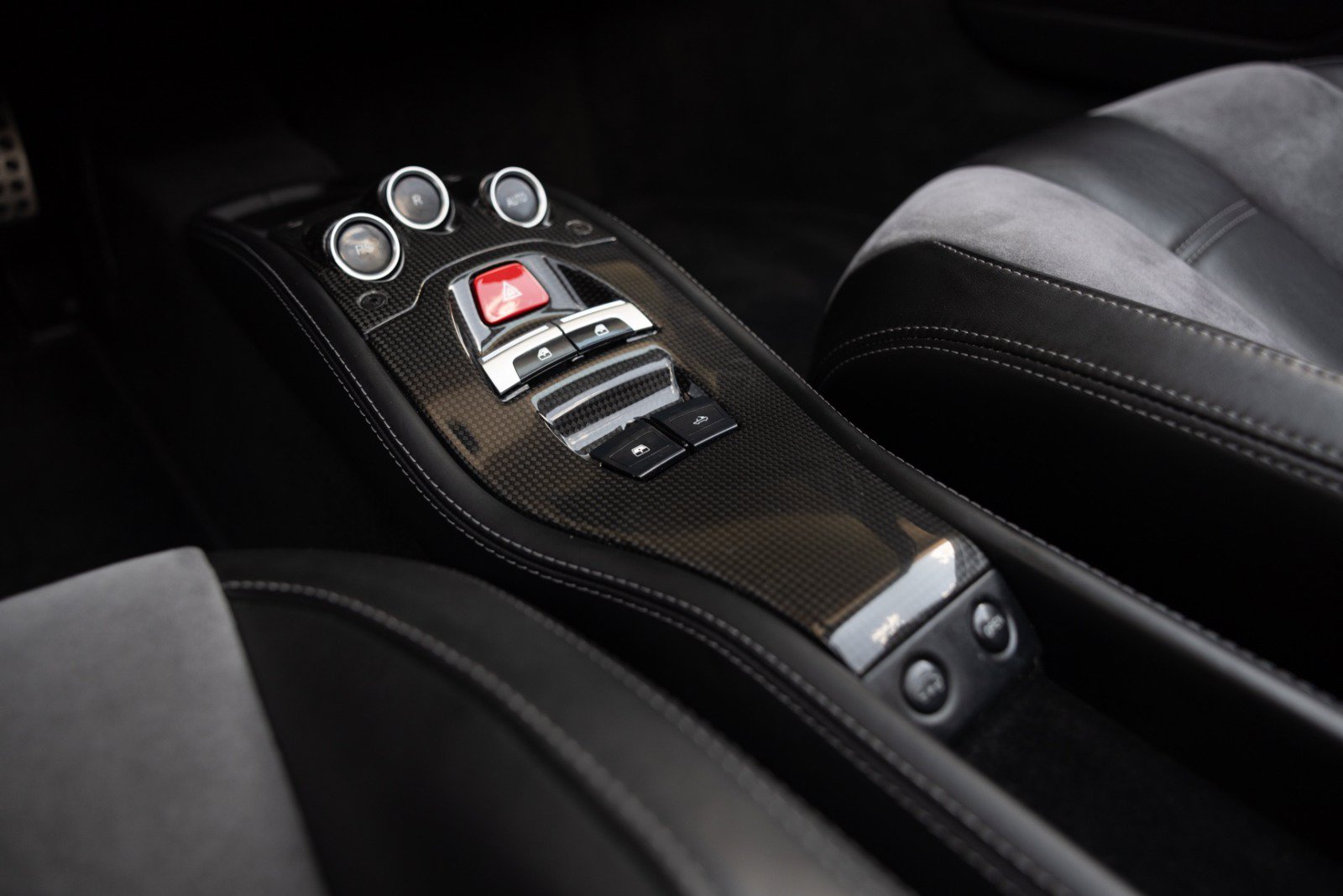 Used 2012 Ferrari 458 Spider RWD image 54