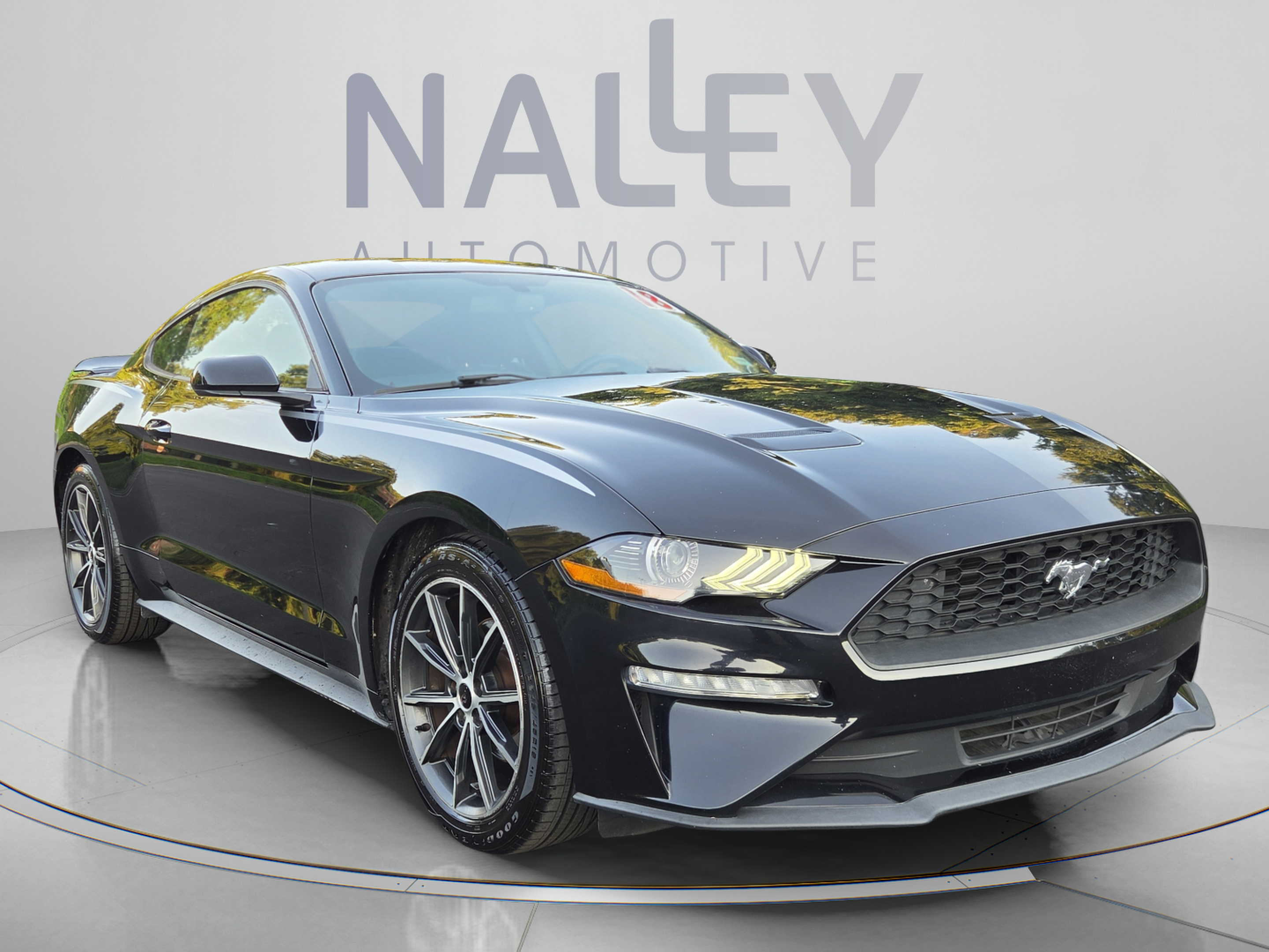 Used 2018 Ford Mustang Coupe w/ Wheel & Stripe Package RWD image 7