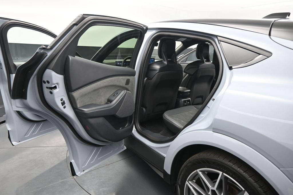 Used 2025 Ford Mustang Mach-E GT AWD/4WD image 18