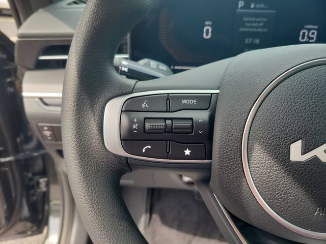 New 2026 Kia K5 LXS FWD image 15