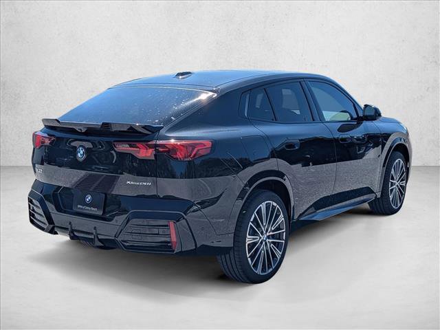 New 2026 BMW X2 xDrive28i image 2