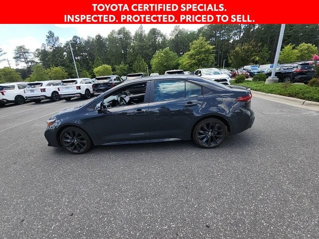 Used 2025 Toyota Corolla XSE FWD image 8