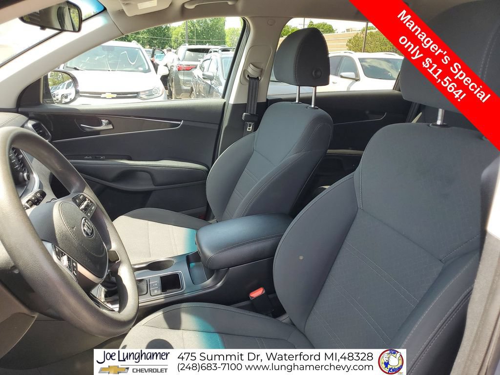 Used 2020 Kia Sorento LX AWD/4WD image 18