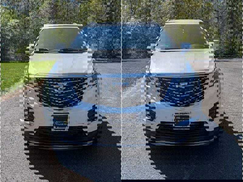 Used 2023 Cadillac XT5 Premium Luxury image 2