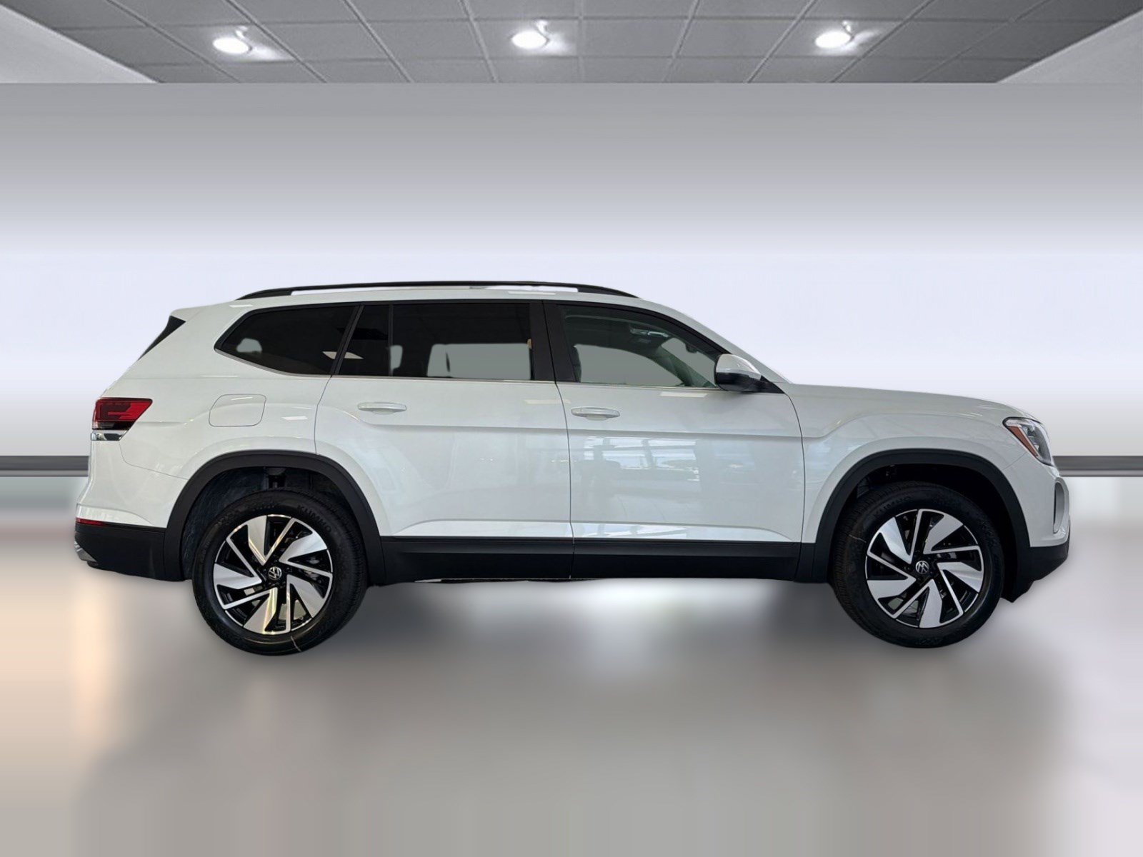 New 2026 Volkswagen Atlas SE FWD image 8