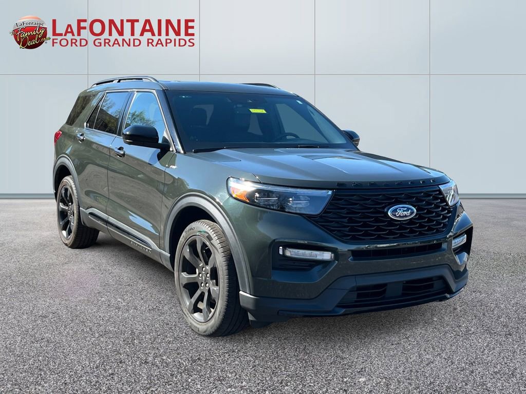 Certified 2023 Ford Explorer ST-Line w/ Class IV Trailer Tow Package AWD/4WD image 3