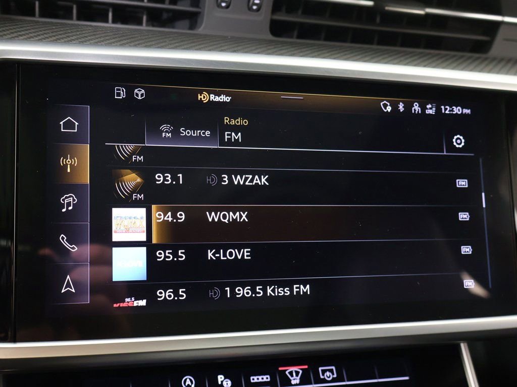 Used 2025 Audi RS 6 performance image 49