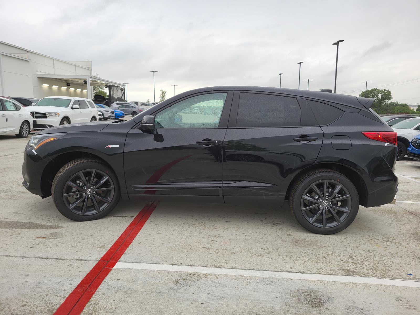 New 2026 Acura RDX w/ Advance Package AWD/4WD image 3