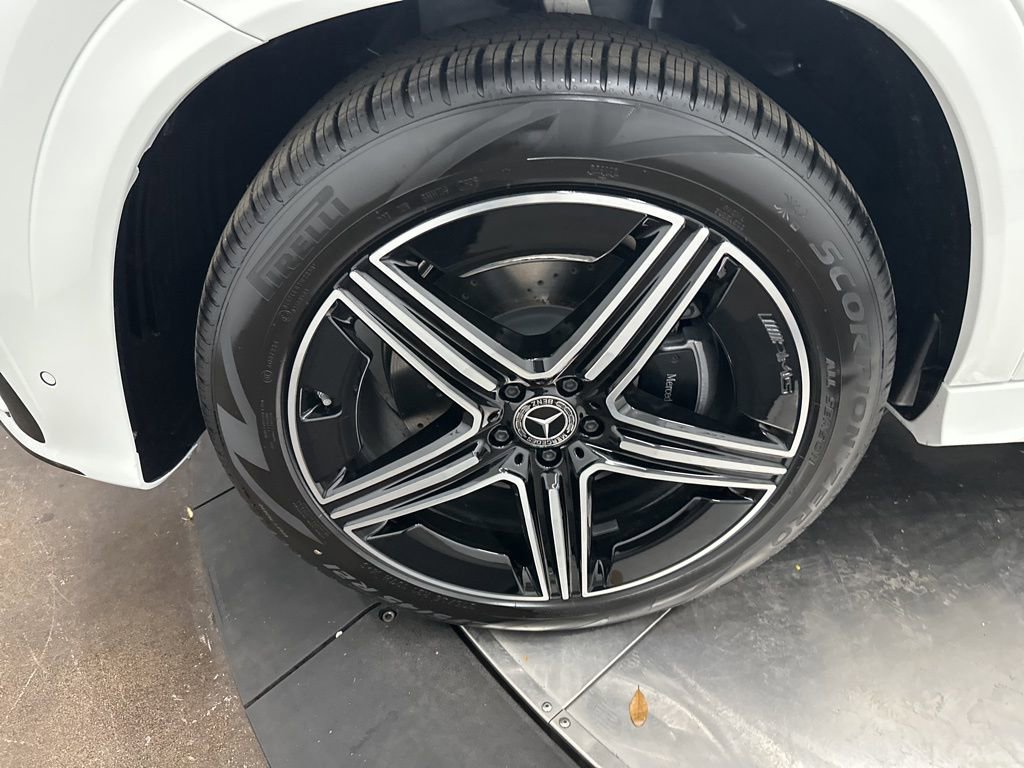 New 2026 Mercedes-Benz GLE 450e 4MATIC image 34