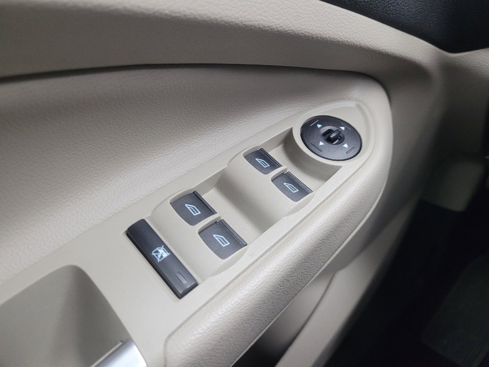 Used 2018 Ford Escape SEL image 27