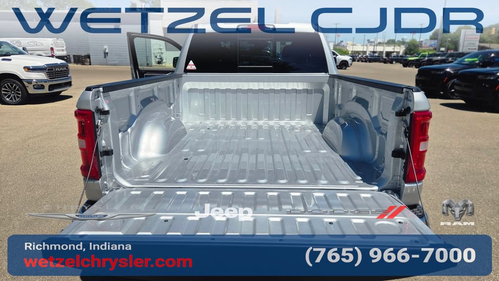 New 2026 RAM 1500 Big Horn AWD/4WD image 9