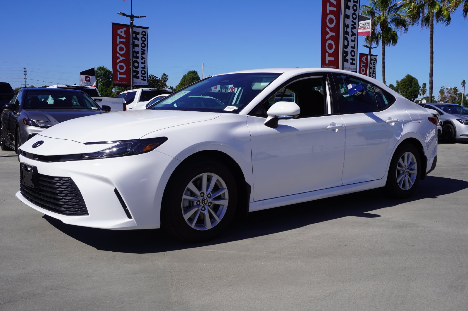 Used 2026 Toyota Camry LE FWD image 4