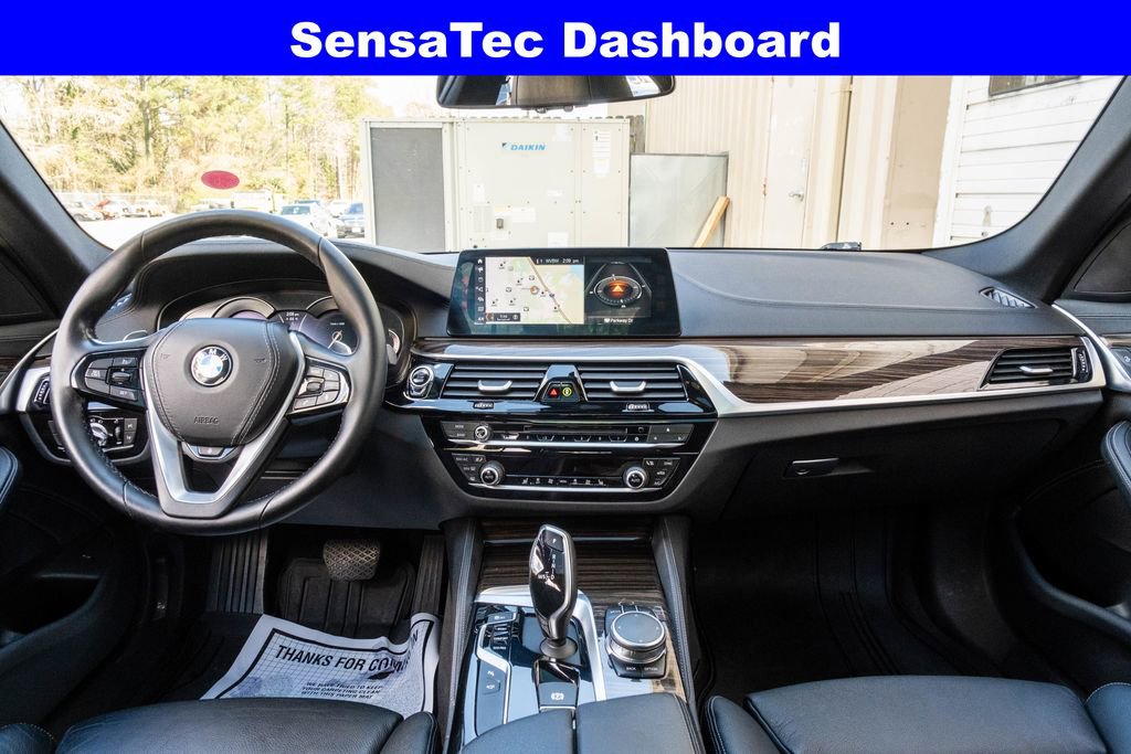 Used 2017 BMW 540i xDrive image 17