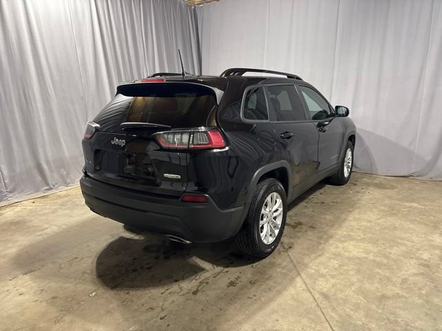 Used 2022 Jeep Cherokee Latitude Lux w/ Mopar Interior Package AWD/4WD image 26