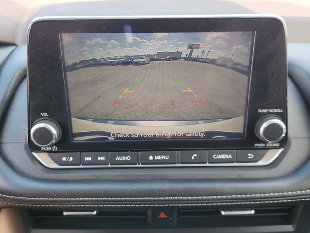 Used 2023 Nissan Rogue SV FWD image 17