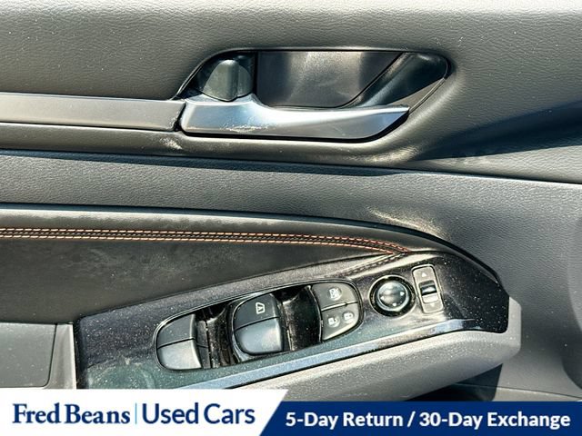 Used 2023 Nissan Altima 2.5 SR FWD image 23