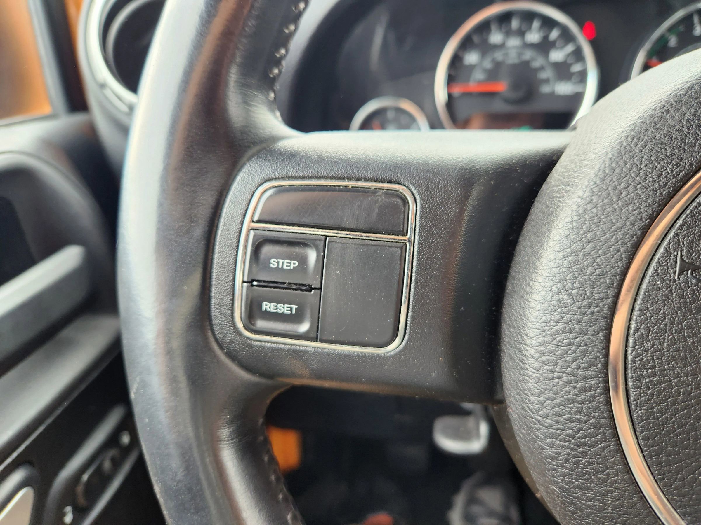Used 2012 Jeep Wrangler Sahara AWD/4WD image 28