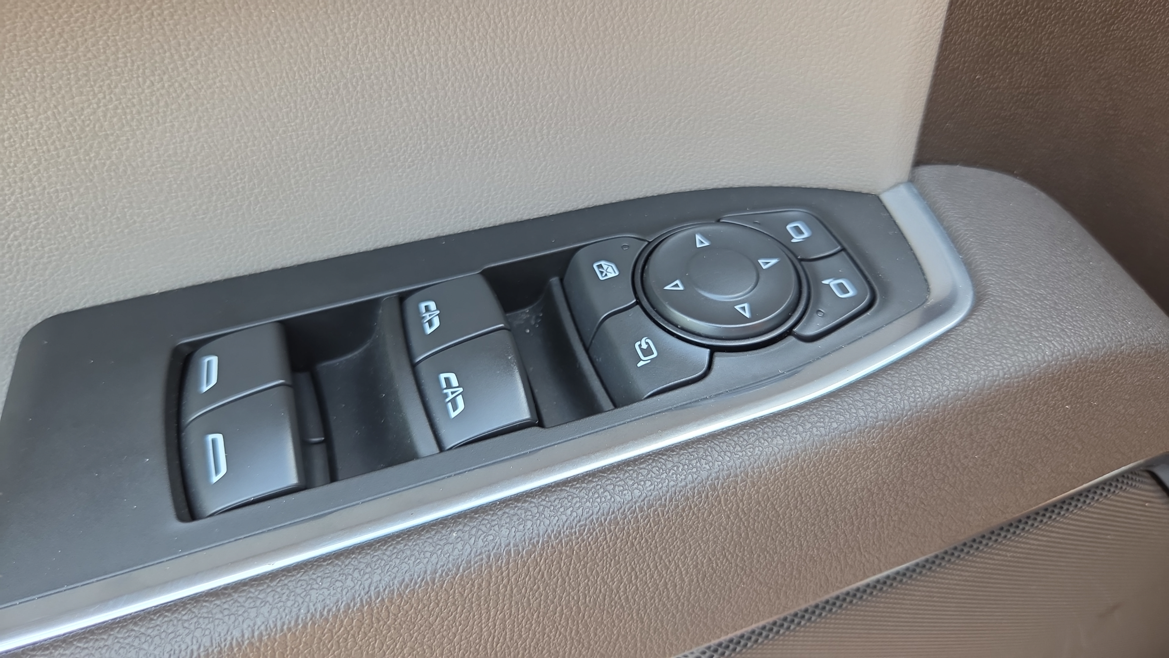 Used 2026 GMC Sierra 1500 SLT AWD/4WD image 27