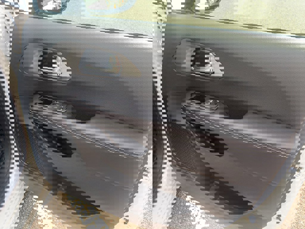 New 2026 Chrysler Pacifica Select w/ S Appearance Package image 21