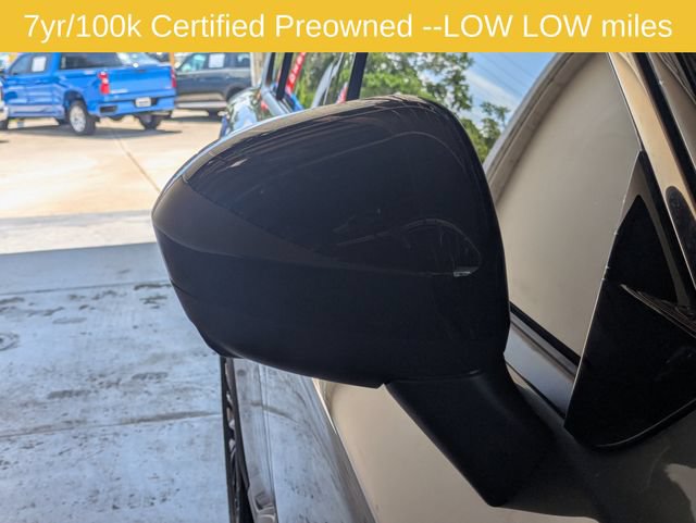 Used 2026 Nissan Rogue Dark Armor FWD image 12