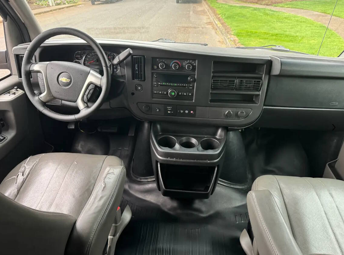 Used 2014 Chevrolet Express 2500 LS RWD image 15