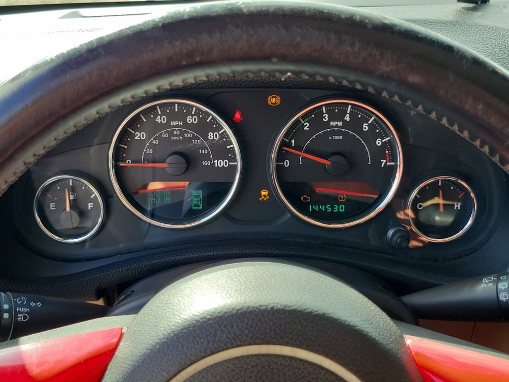 Used 2013 Jeep Wrangler Sahara w/ Connectivity Group AWD/4WD image 21