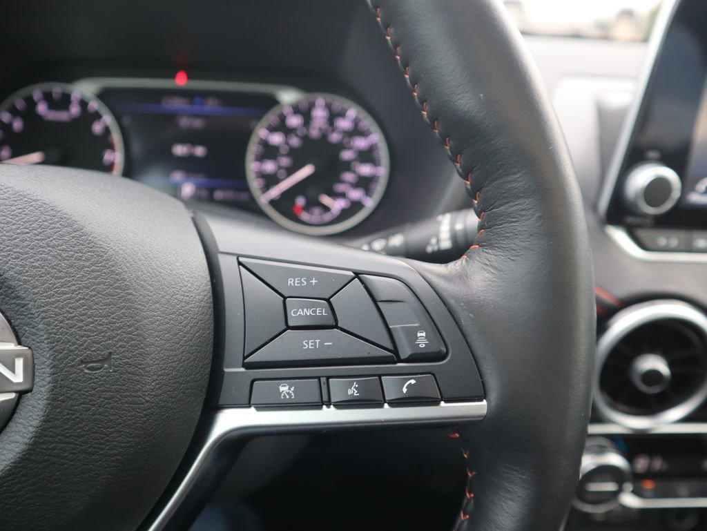 Used 2025 Nissan Sentra SR w/ SR Premium Package image 21