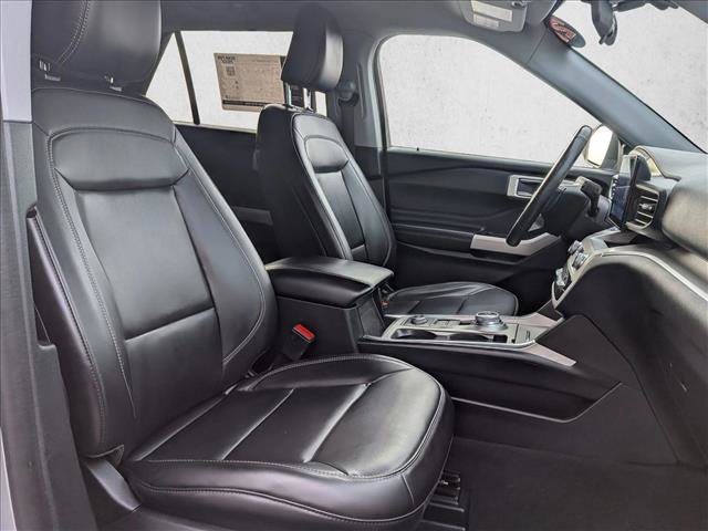 Used 2021 Ford Explorer XLT w/ Equipment Group 202A image 20