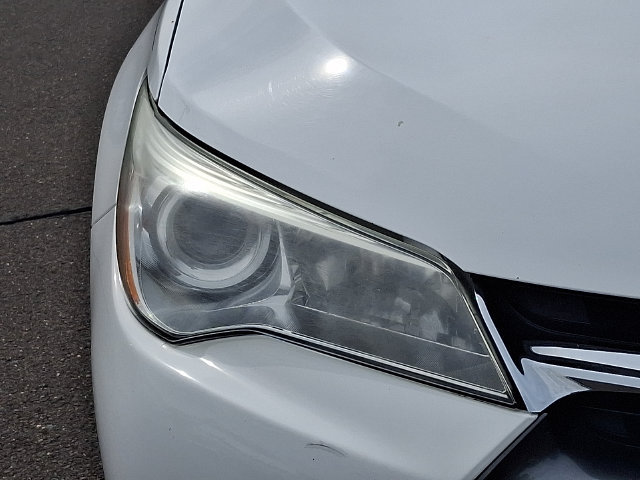 Used 2015 Toyota Camry LE FWD image 10