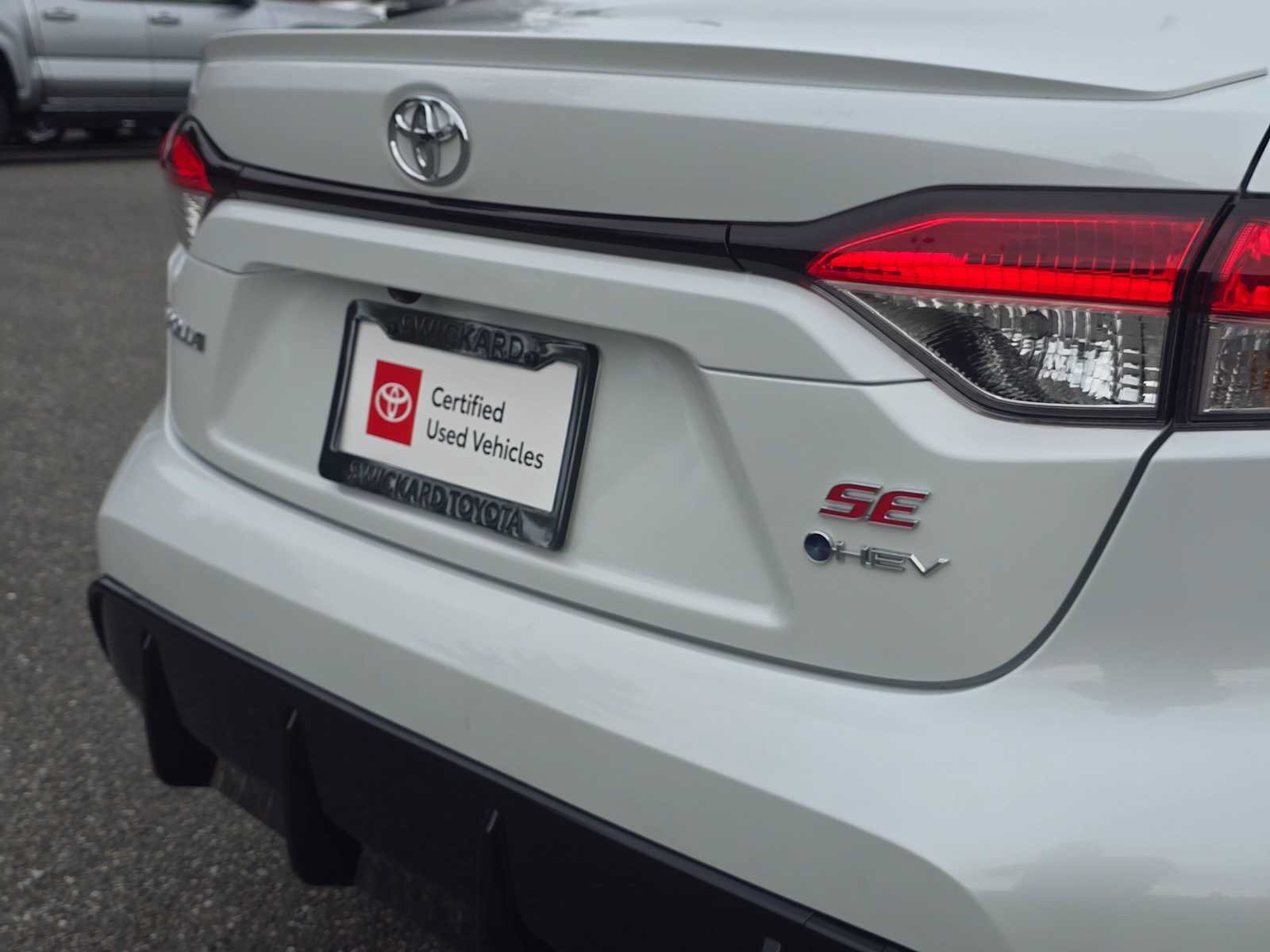 Certified 2026 Toyota Corolla SE w/ SE Premium Package FWD image 13