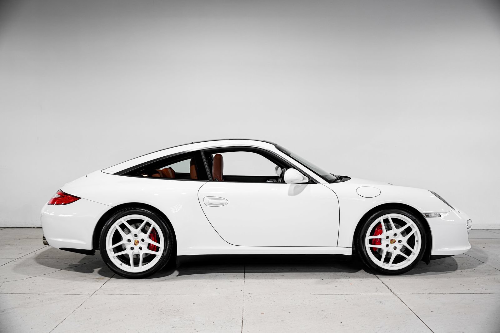Used 2010 Porsche 911 Targa 4S AWD/4WD image 2