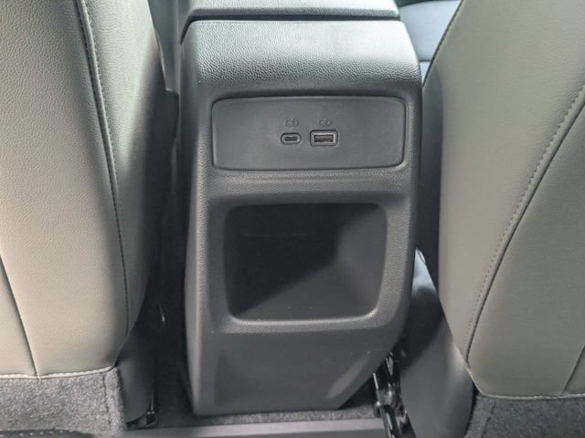 New 2026 Chevrolet Trax ACTIV w/ Sunroof Package FWD image 27
