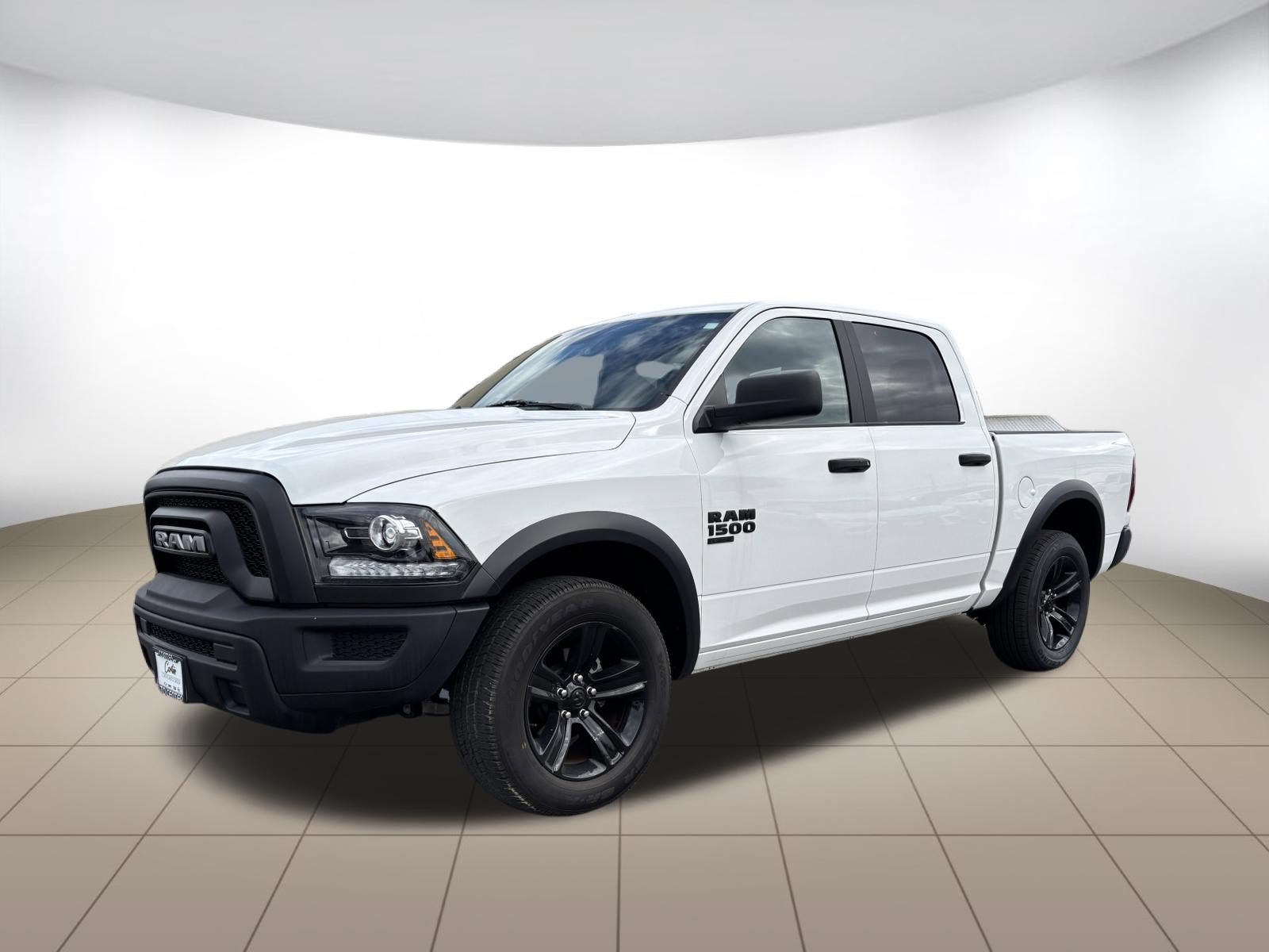Used 2024 RAM 1500 Warlock AWD/4WD image 3