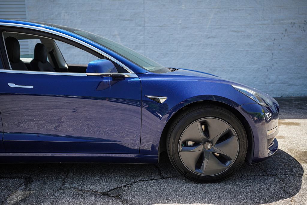 Used 2019 Tesla Model 3 Long Range image 16
