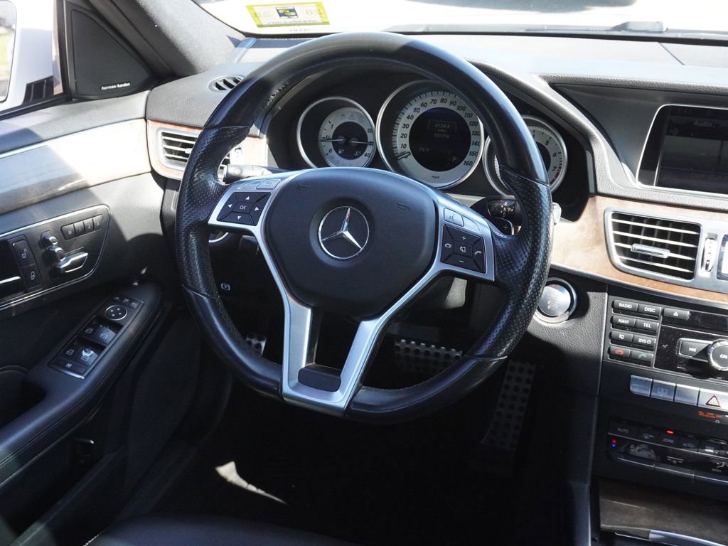 Used 2015 Mercedes-Benz E 350 4MATIC Sedan image 25