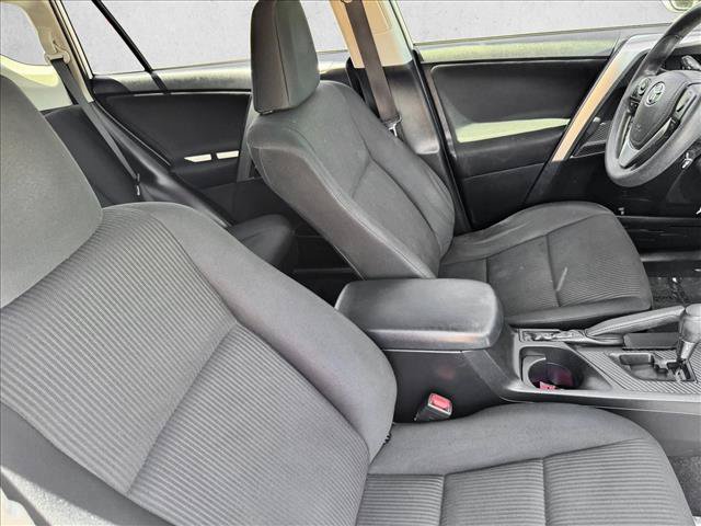 Used 2014 Toyota RAV4 LE FWD image 19