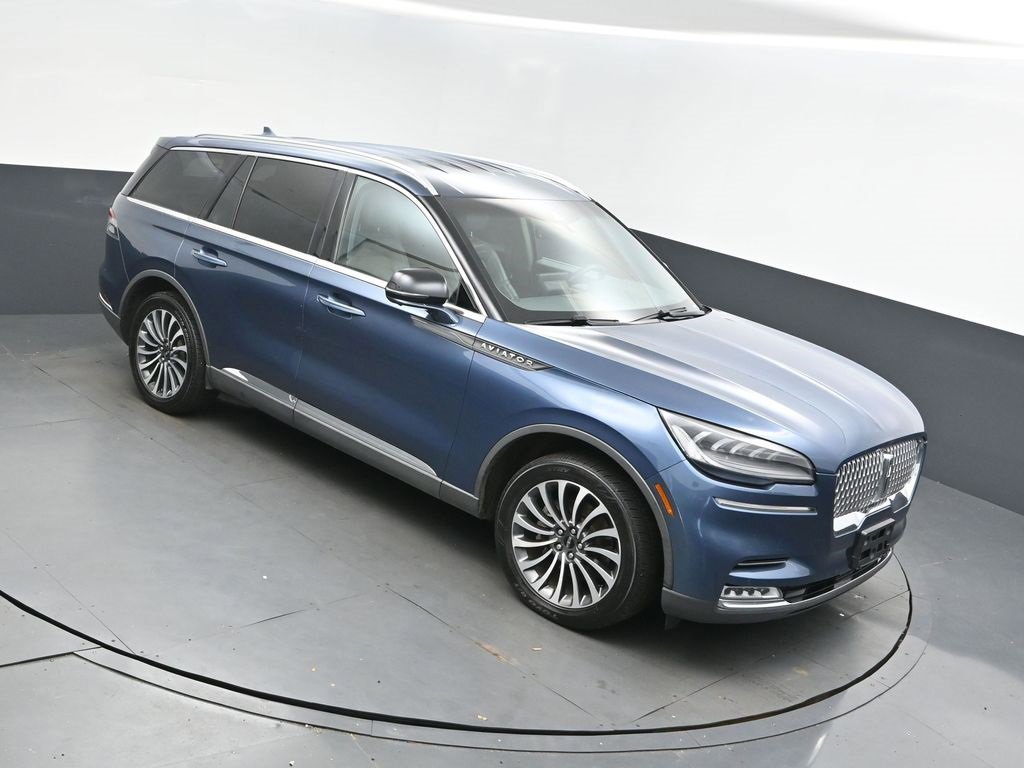 Used 2020 Lincoln Aviator Reserve w/ Class IV Trailer Tow Package image 1