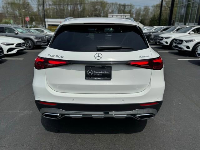 Used 2026 Mercedes-Benz GLC 300 4MATIC image 4