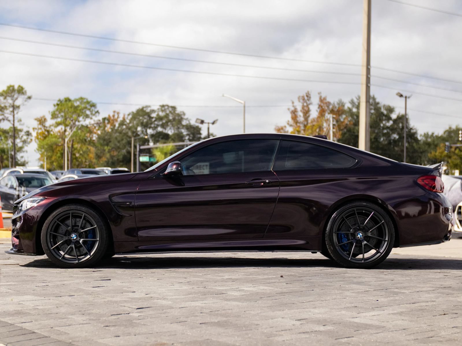 Used 2019 BMW M4 CS RWD image 11
