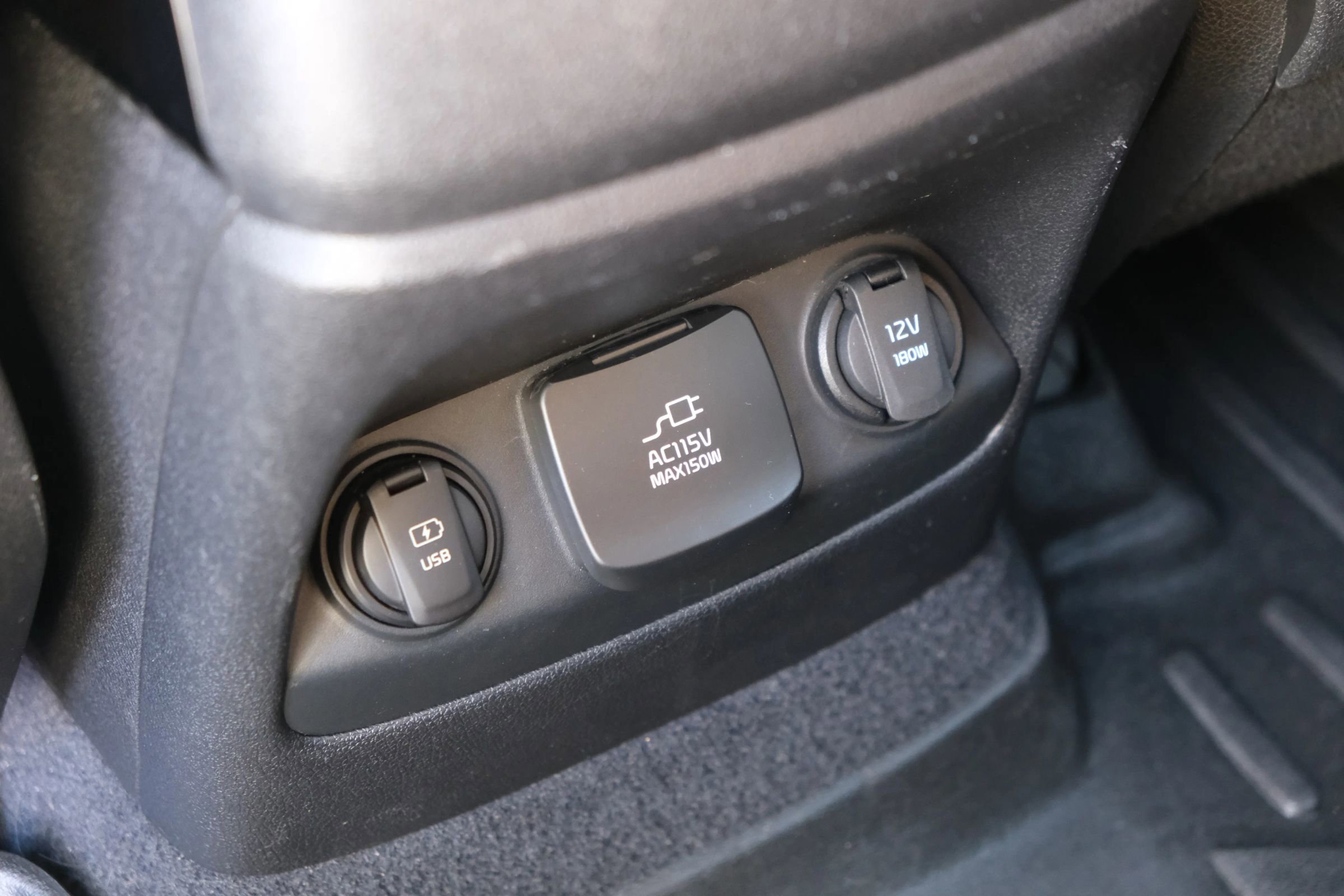 Used 2019 Kia Sorento SX image 26