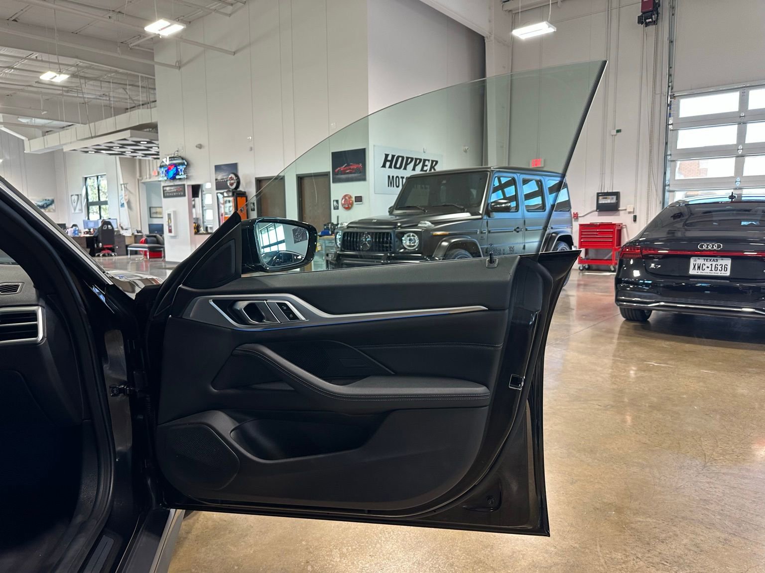 Used 2025 BMW i4 xDrive40i image 34