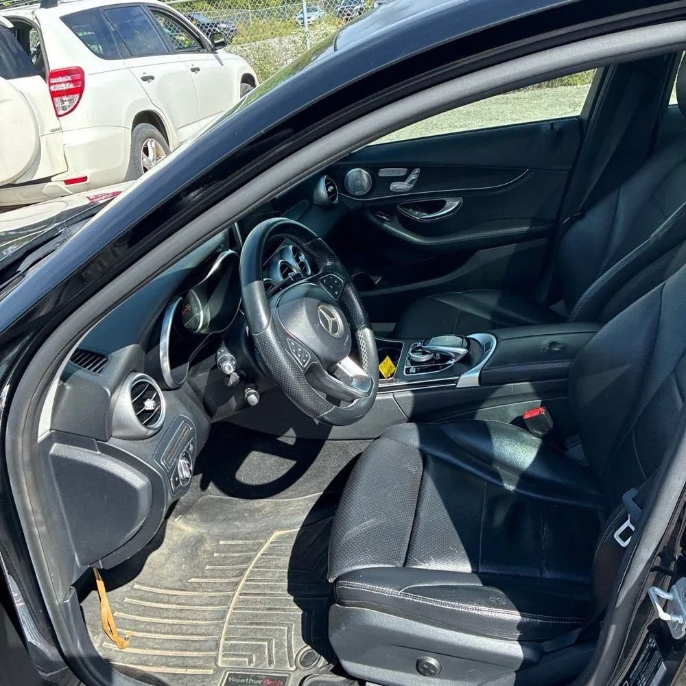 Used 2015 Mercedes-Benz C 300 4MATIC Sedan image 21