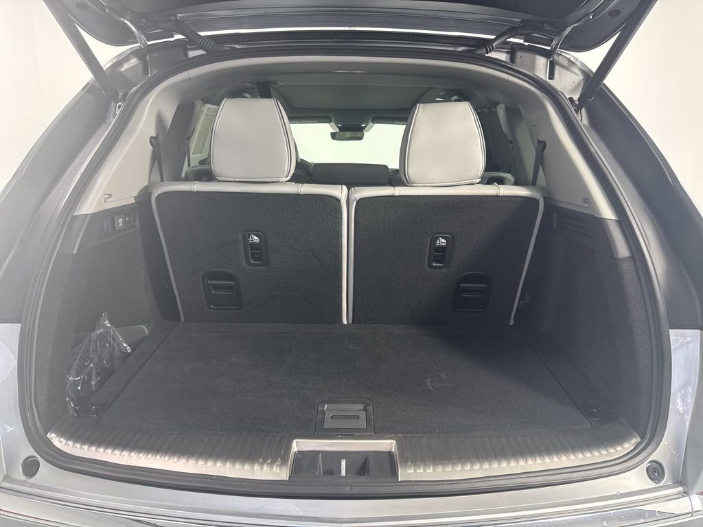 Used 2025 Acura MDX w/ Advance Package image 18