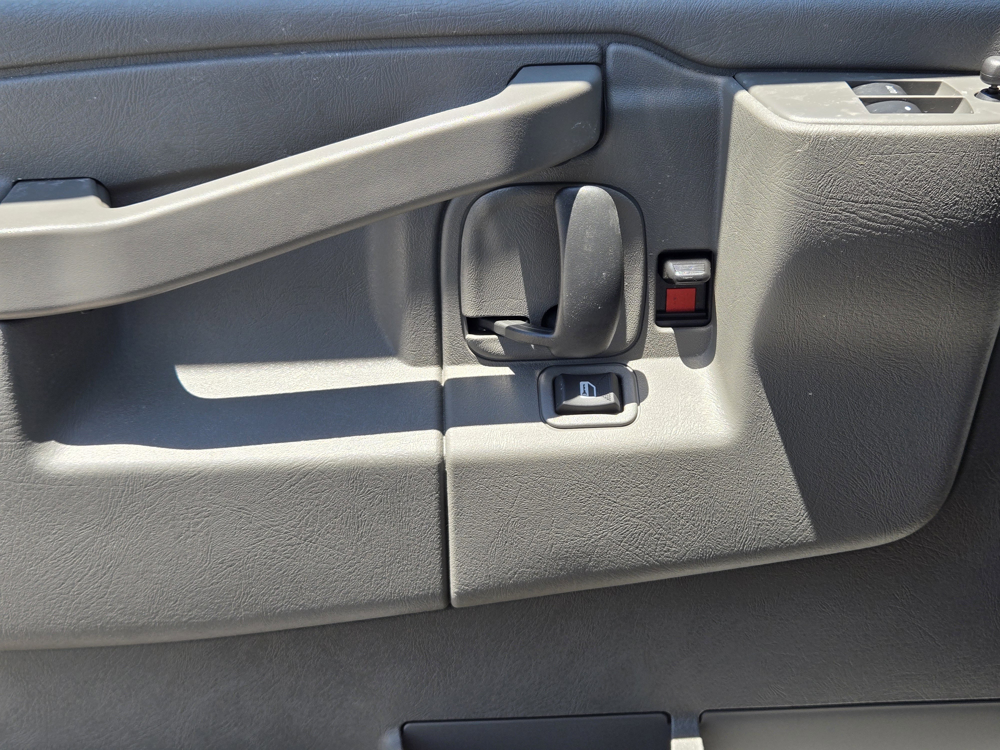 New 2025 Chevrolet Express 2500 w/ Driver Convenience Package image 17