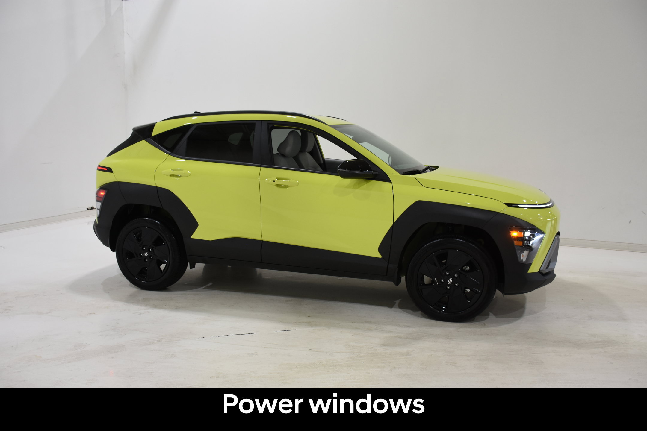 Certified 2026 Hyundai Kona SEL Sport AWD/4WD image 4