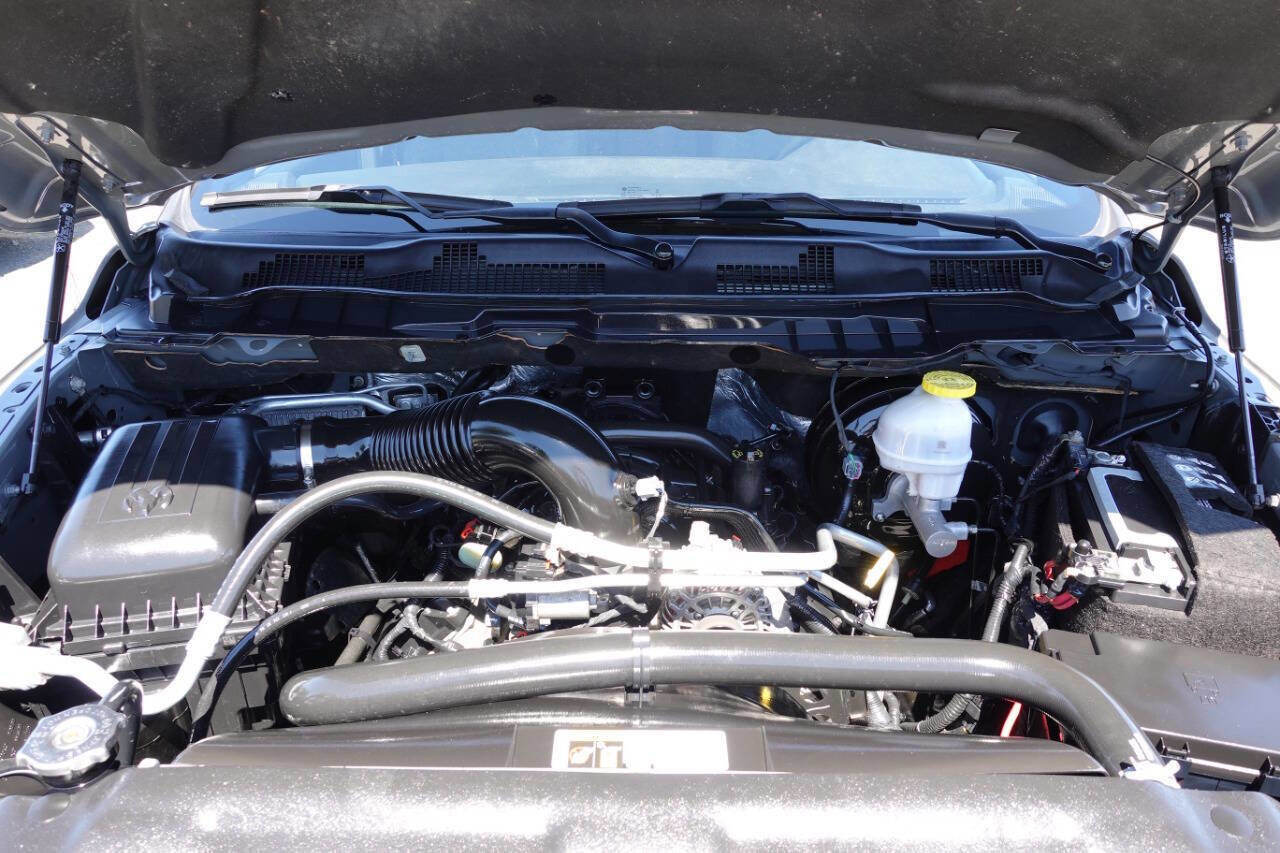 Used 2022 RAM 1500 Classic Warlock w/ Ceramic Grey Warlock Package image 49